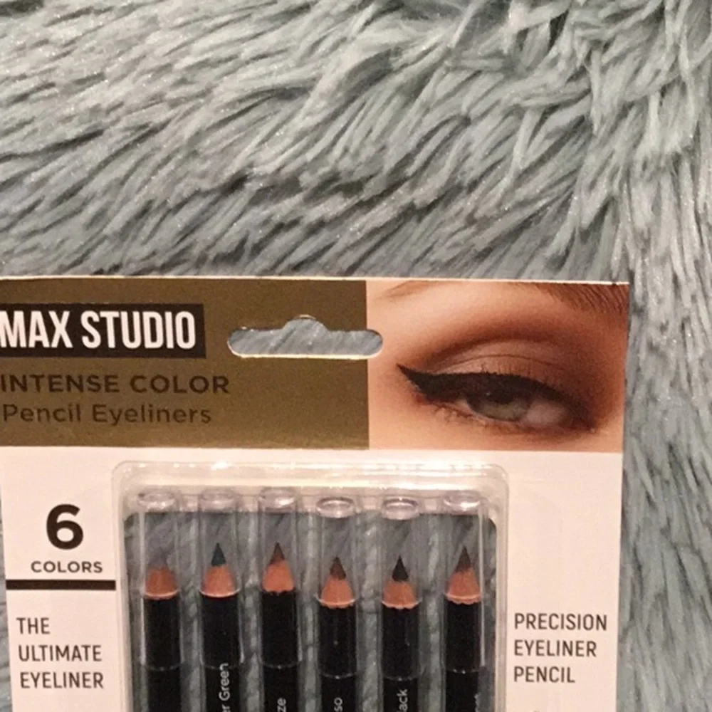 Max Studio max studio